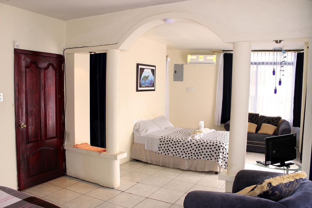 Planet House Hotel Puerto Ayora  Pokój zdjęcie