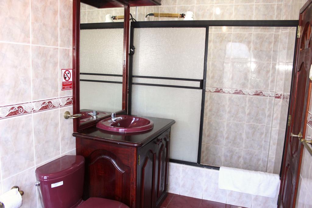 Planet House Hotel Puerto Ayora  Pokój zdjęcie
