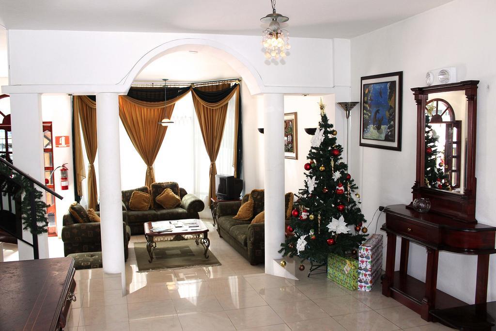 Planet House Hotel Puerto Ayora  Zewnętrze zdjęcie