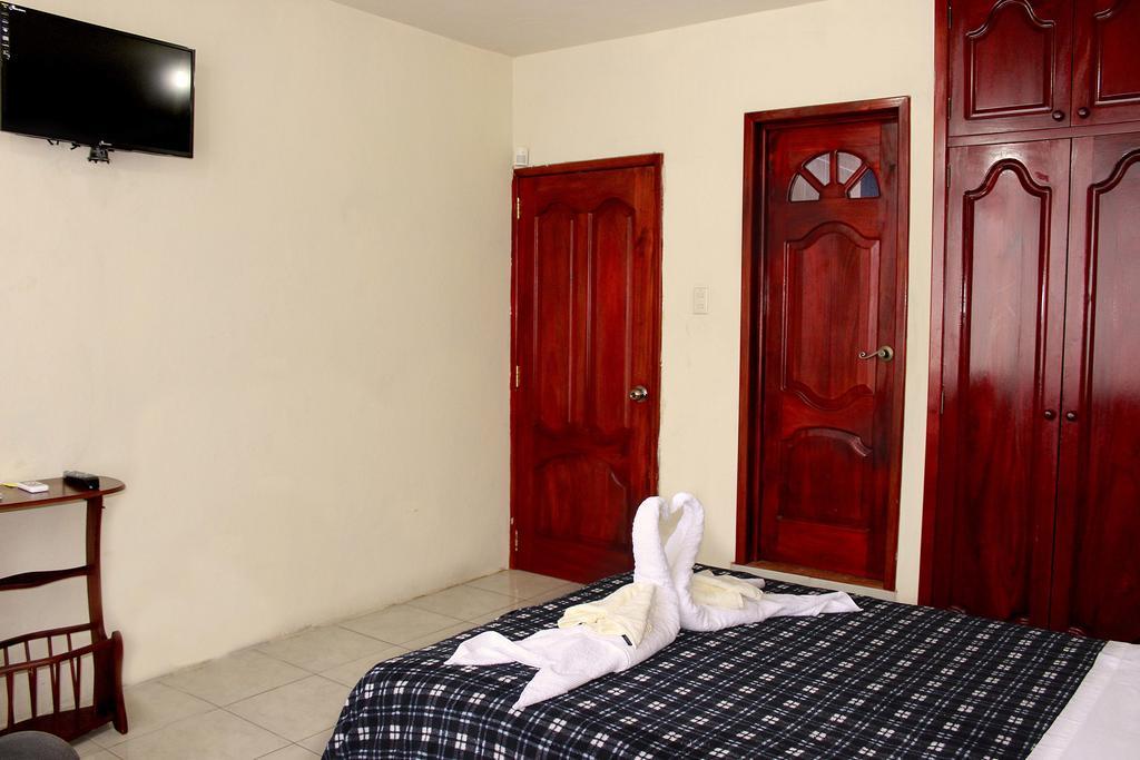 Planet House Hotel Puerto Ayora  Pokój zdjęcie